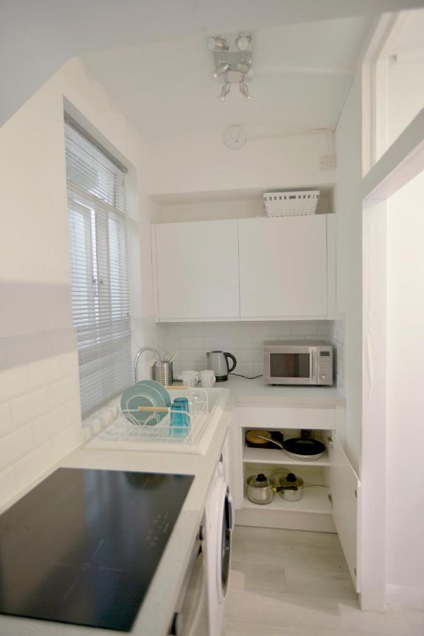 Love Nest Apartment Brighton ภายนอก รูปภาพ