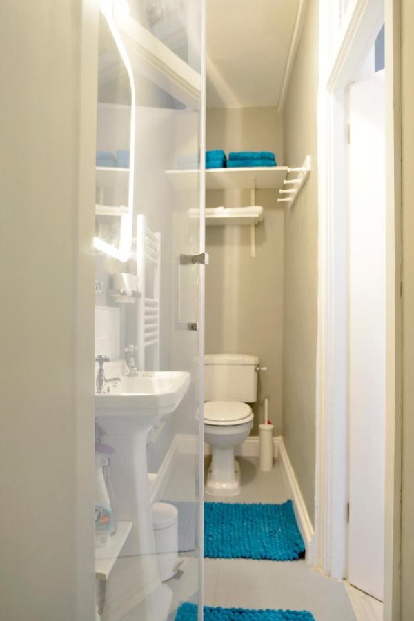 Love Nest Apartment Brighton ภายนอก รูปภาพ
